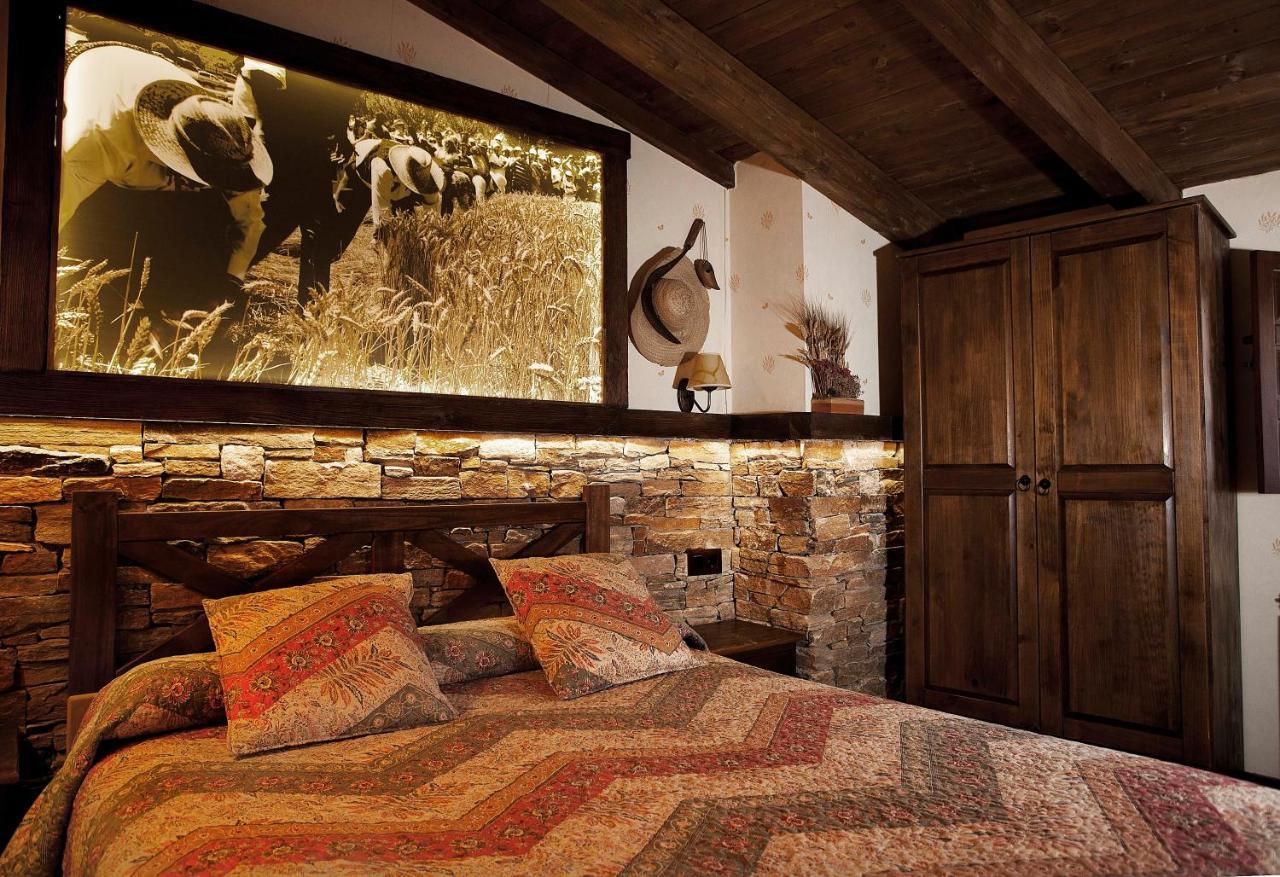 La Casa De Lucas Guest House Clavijo Bagian luar foto