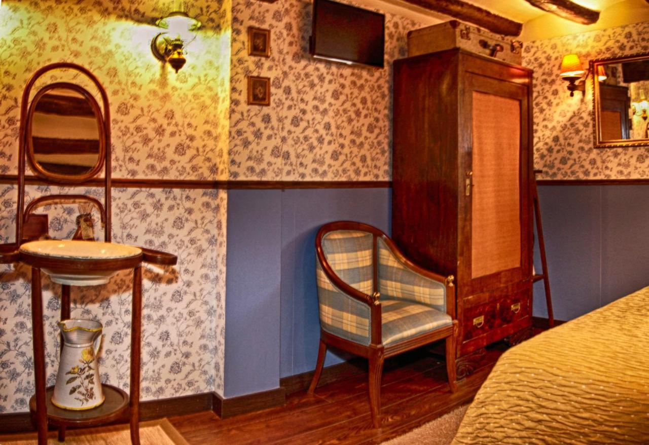 La Casa De Lucas Guest House Clavijo Bagian luar foto